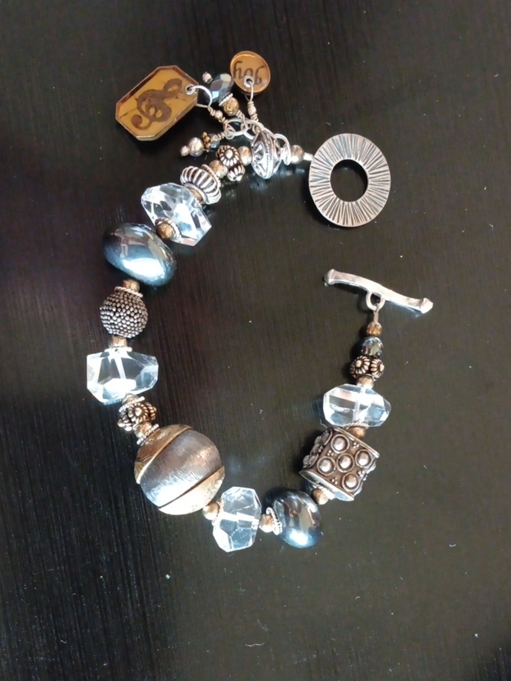 Source Unknown Silver-Tone Bracelet with Clear Faceted Beads